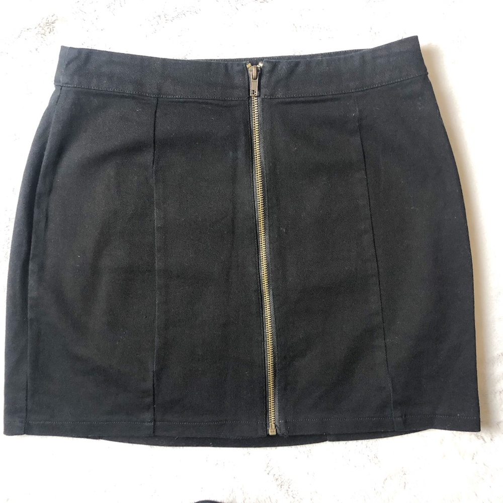 Black Denim Skirt M